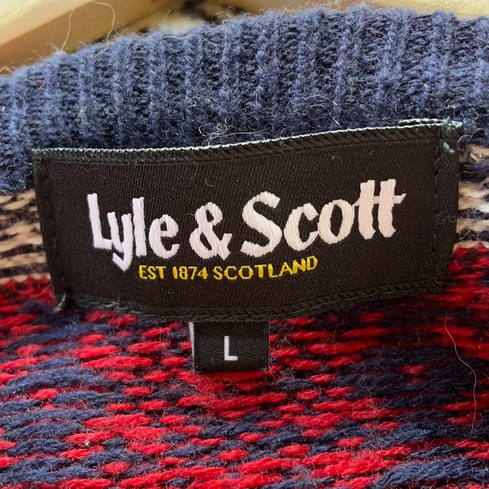 Lyle & Scott sweater 100% lambs wool fair isle elbow pads